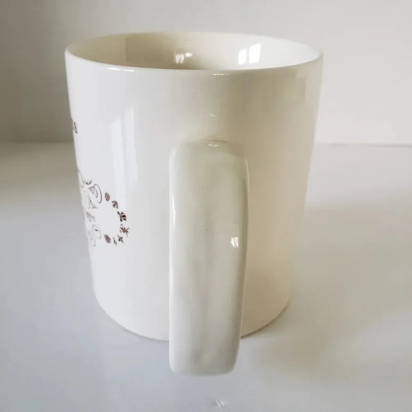 Starbucks 18oz Off-White Large Red Curly'Cue Spinner Design Coffee  Mug. - Picture 3 of 8